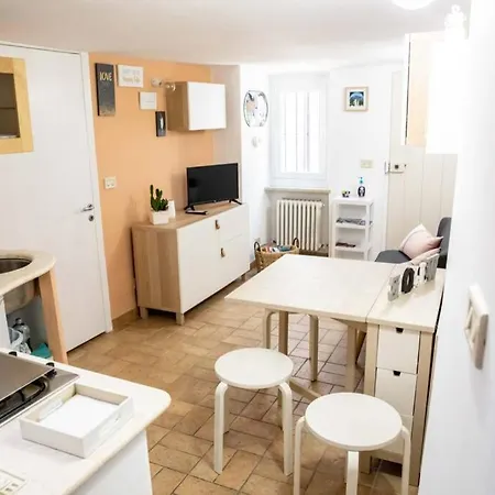 Lägenhet La Casetta - Casa Indipendente Nel Centro Storico Fermo