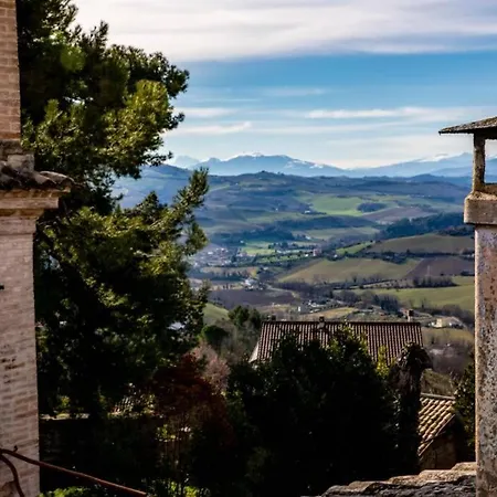 La Casetta - Casa Indipendente Nel Centro Storico Fermo